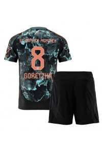 Bayern Munich Leon Goretzka #8 Babytruitje Uit tenue Kind 2024-25 Korte Mouw (+ Korte broeken)